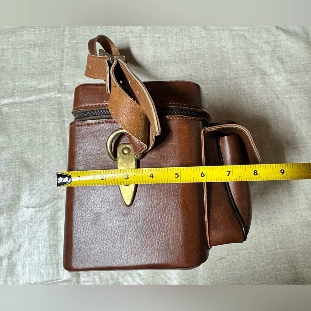 Vintage Leather Camera Bag Case Brown Brass Strap Pocket USA 703 10 x 8 x 6 Inch